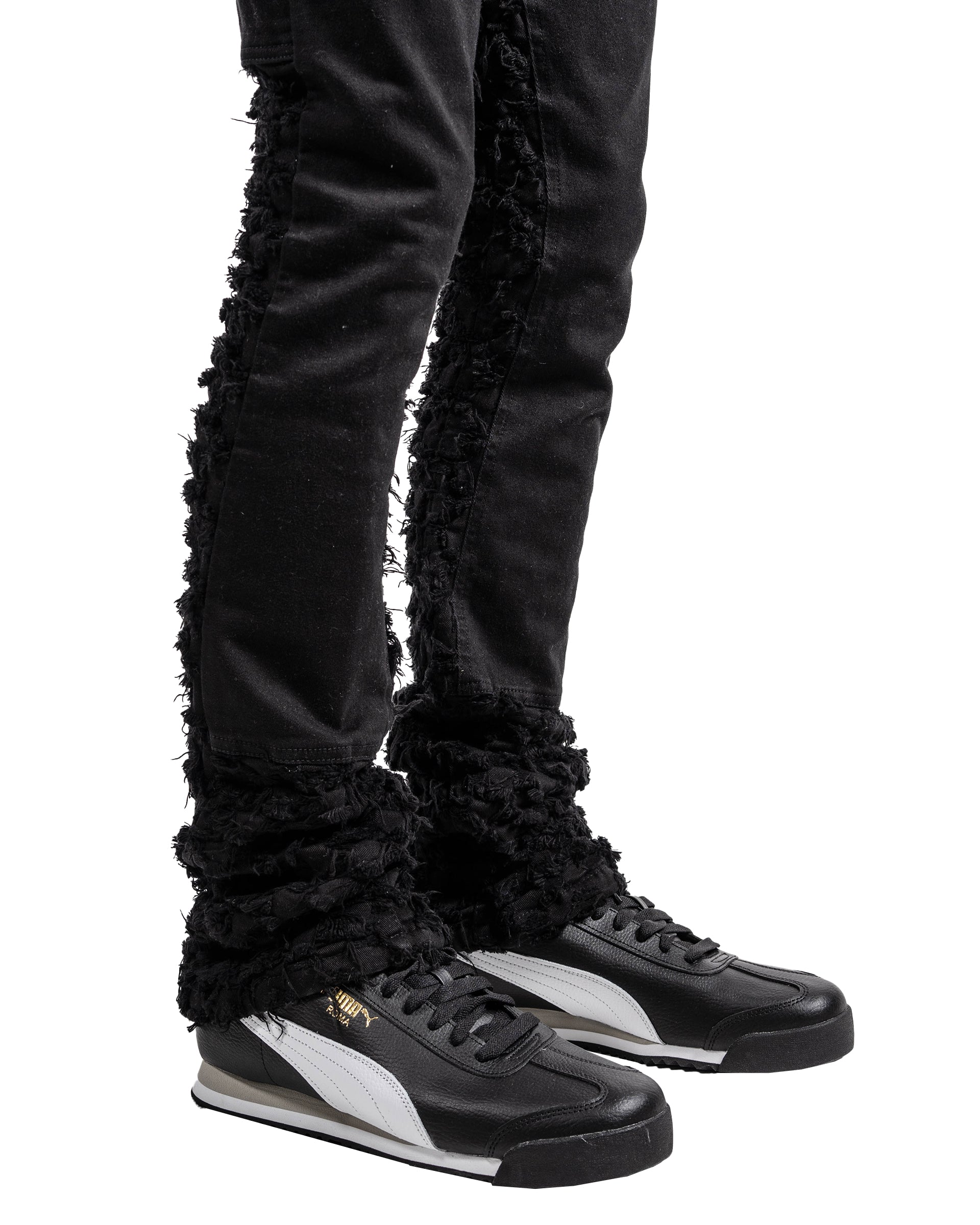 Frayed Texture Slim Boot Jeans in Black