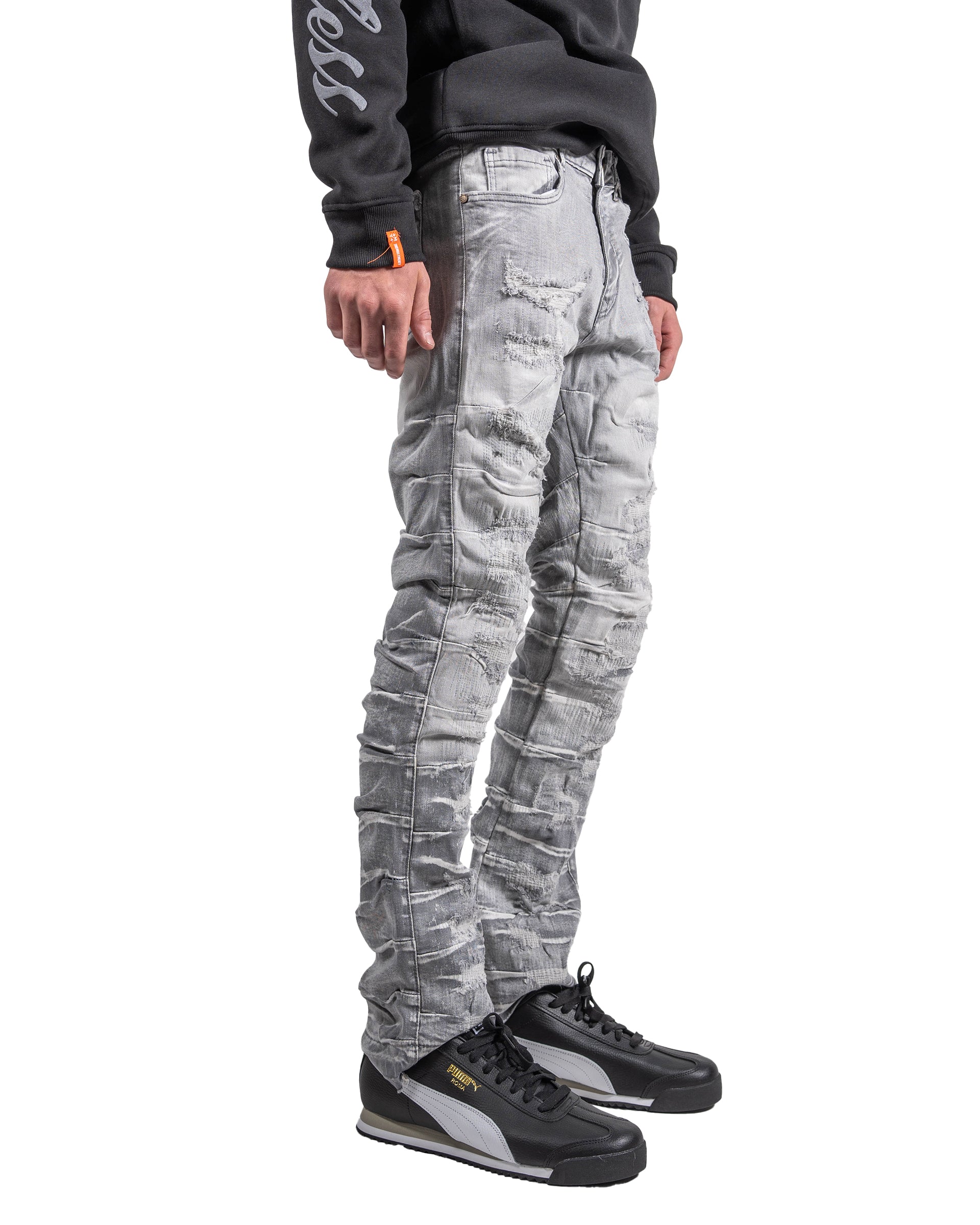 Distressed Pleat Leg Skinny Jeans in Grey