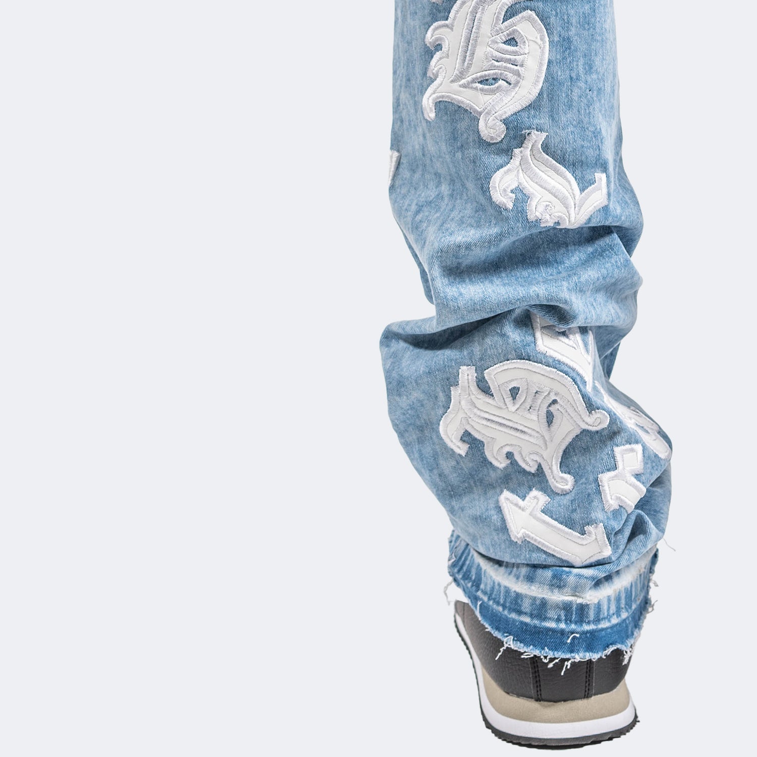 Letter Patch Flare Slim in Ice Blue