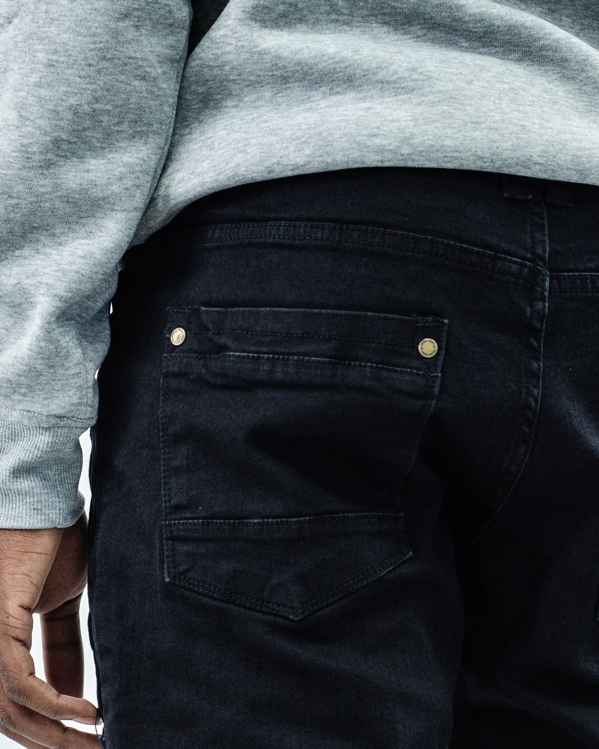 CENTRAL | Ankle Zipper Multi Seam Skinny Moto Denim Jeans in Jet Black